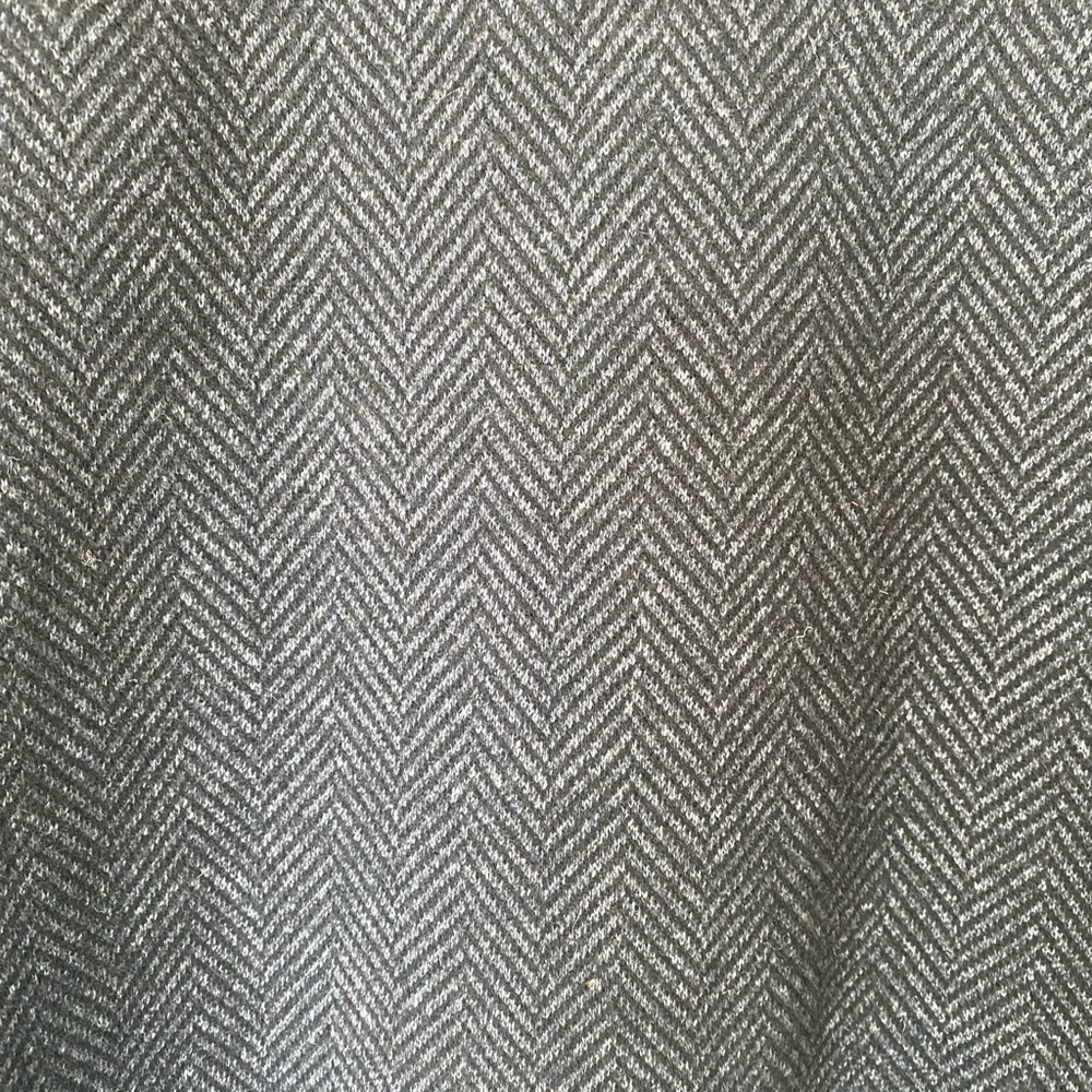 Ibex Gray Herringbone Mini Skirt with hidden pocket size Medium